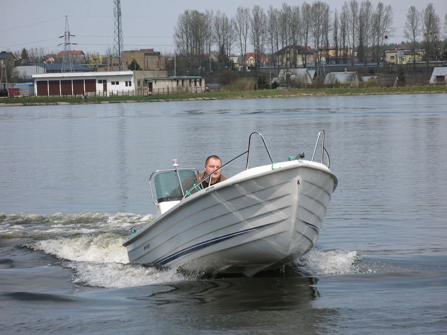 Nasza pierwsza motorówka